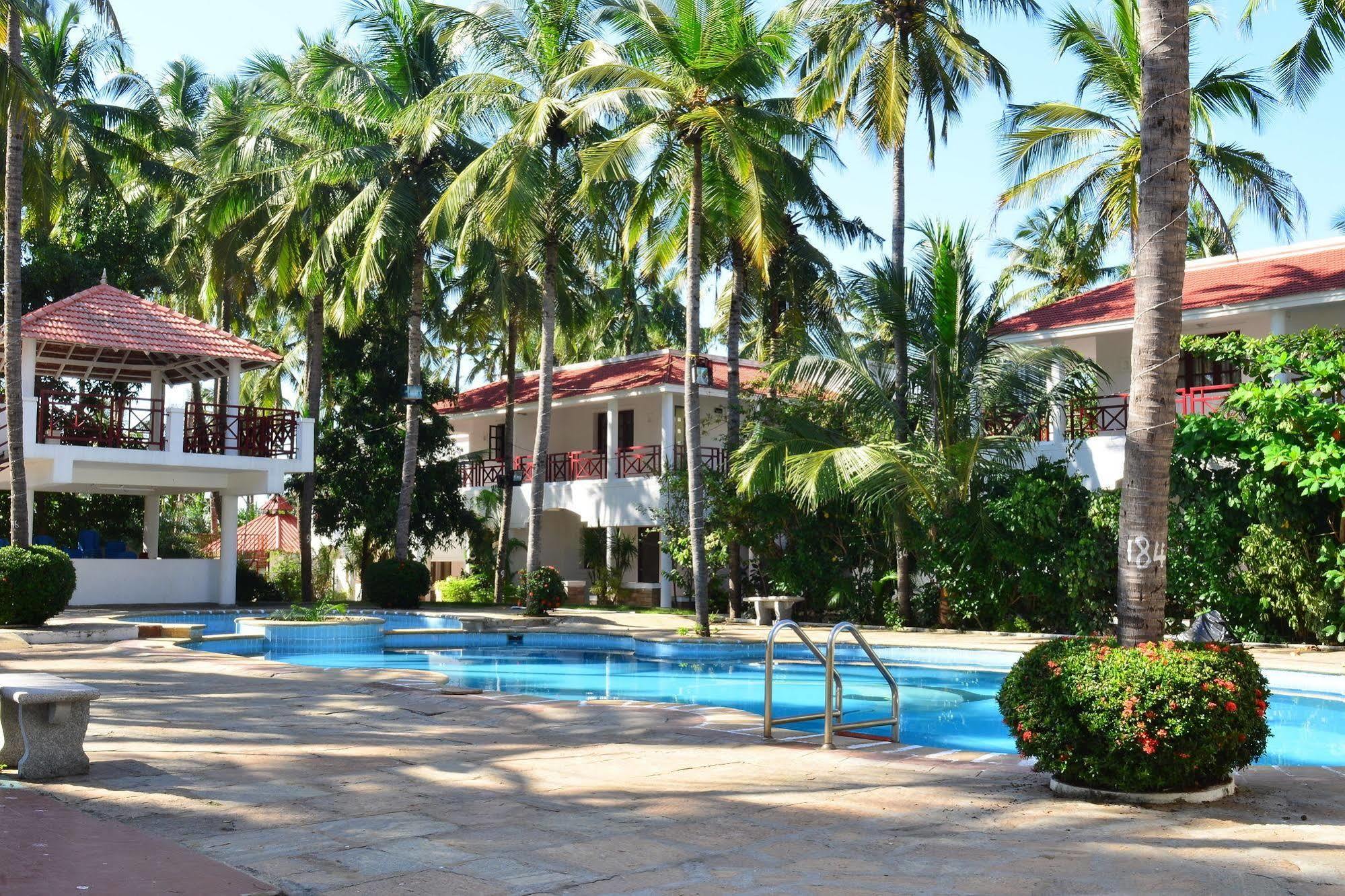 Green Coconut Resort Ченай Екстериор снимка