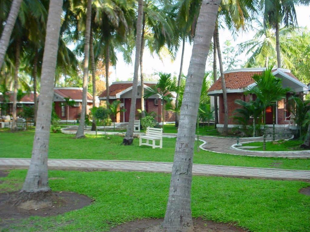 Green Coconut Resort Ченай Екстериор снимка